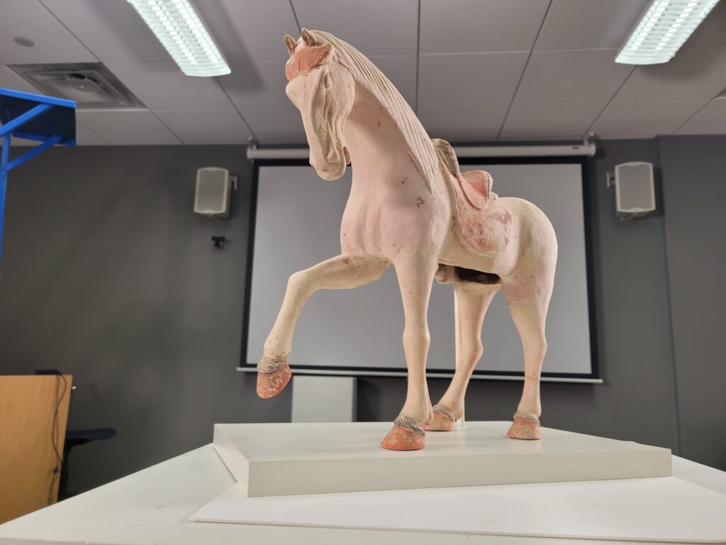 Photo of the red horse we are modeling